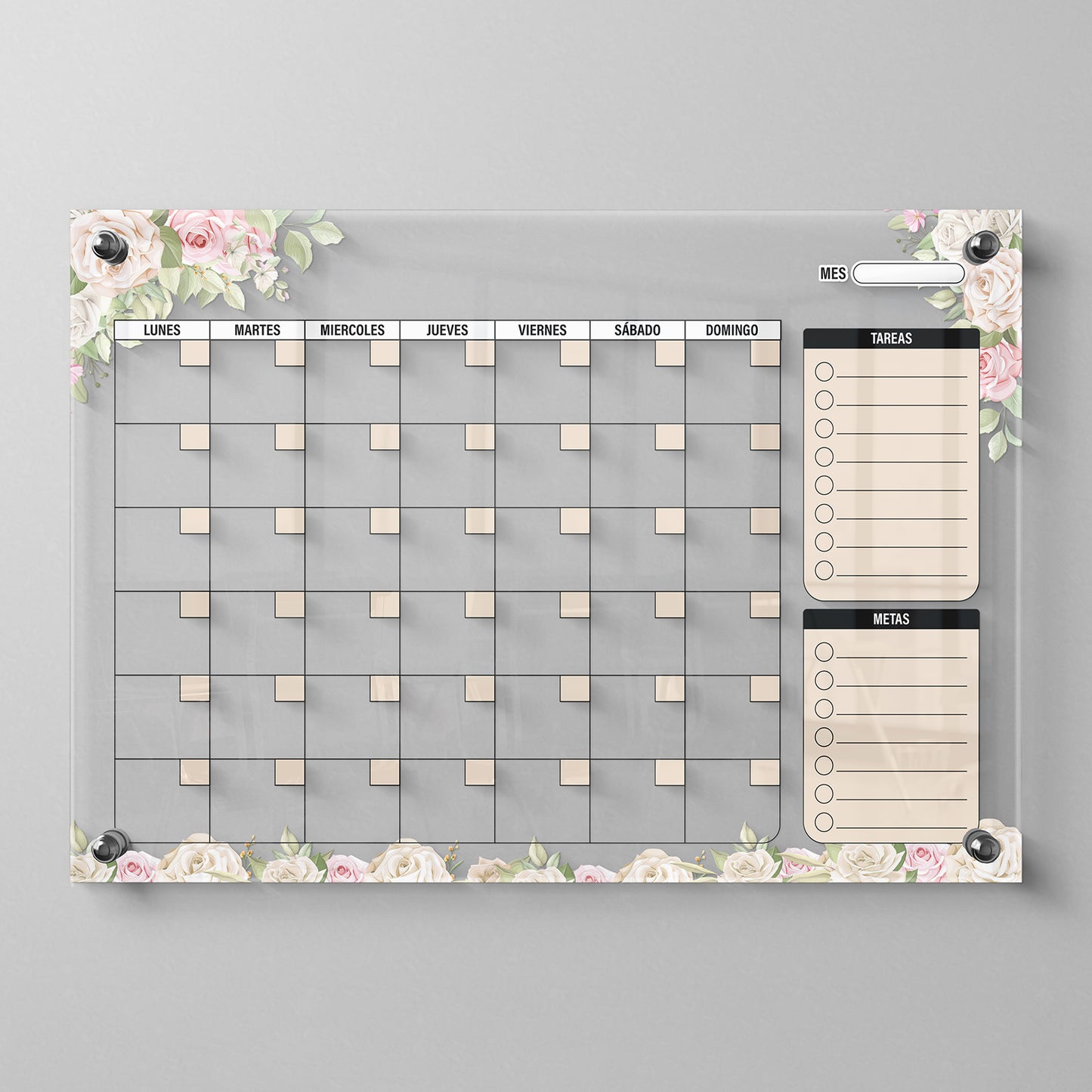 Planificador mensual de acrílico transparente con soportes de aluminio, diseño moderno y elegante. Ideal para organizar tareas, metas y actividades. Incluye marcador borrable. Envío gratis en compras en línea. Pizarrón, tablero de control, organizador